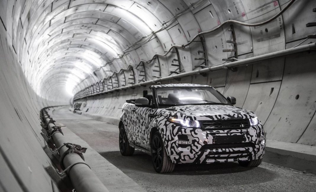 Range Rover Evoque Convertible debuting in November