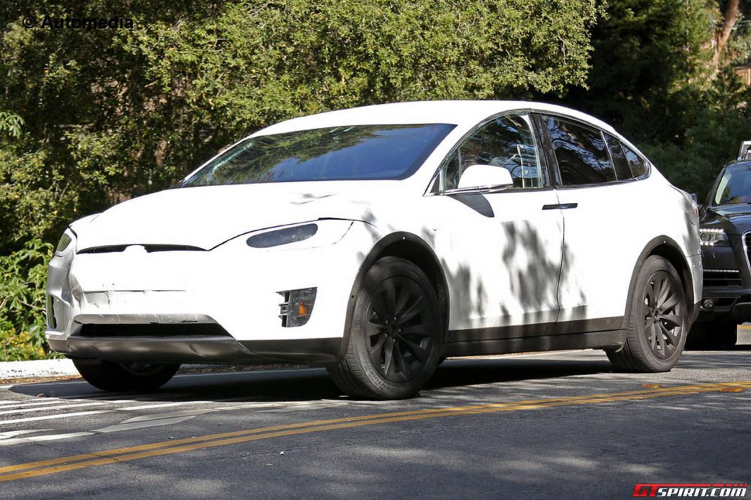 New Tesla Model X Spy Shots in Northern California