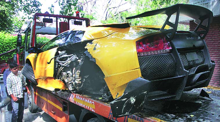 Lamborghini Murcielago LP670-4 SV Wrecked in Indian Hit and Run Accident