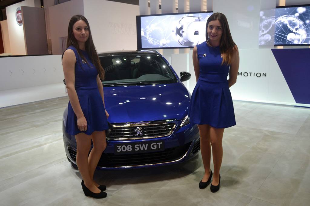 Peugeot Girls at the Barcelona Auto Show 2015