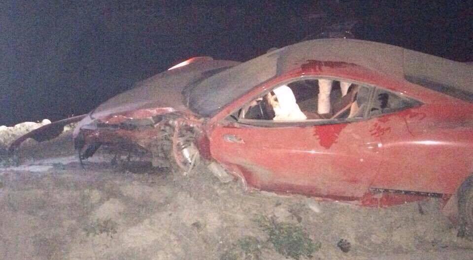 Footballer Crashes New Ferrari 458 Italia in Chile