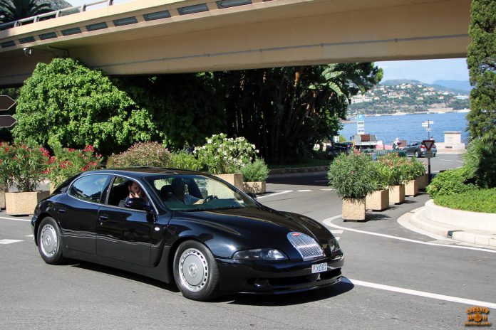 Bugatti EB112 front side