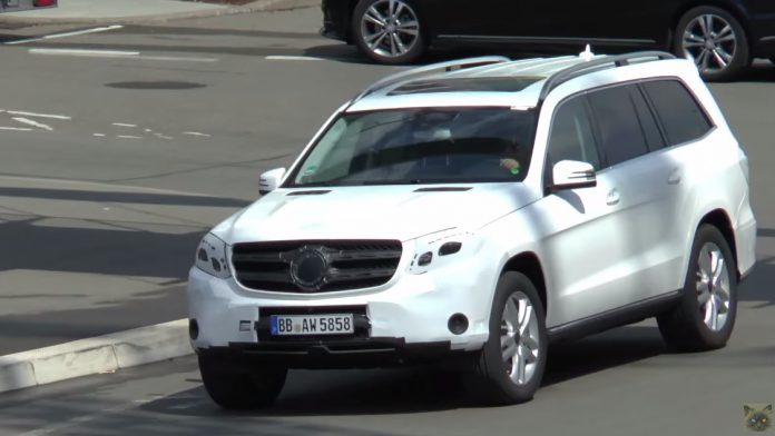 Mercedes-Benz GLS filmed with little camouflage