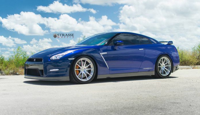Blue Pearl Nissan GT-R with Brushed Aluminum Strasse Wheels