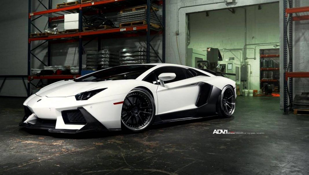 Lamborghini Aventador Custom ADV1 Wheels