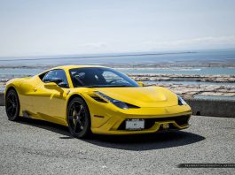 Yellow Ferrari 458 Speciale