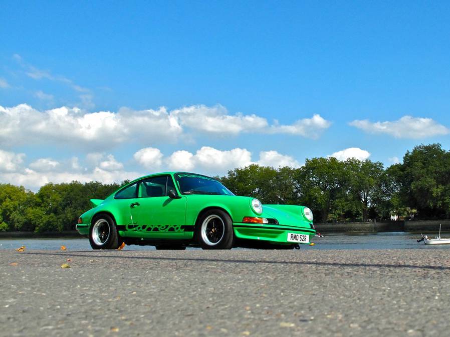 Viper Green Porsche 911 930