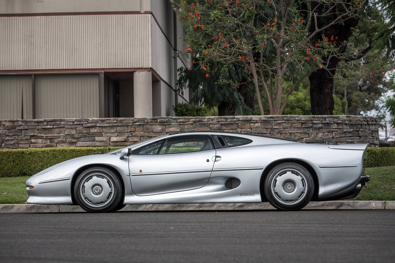 Rare Left Hand Drive Jaguar XJ220  For Sale in the US 