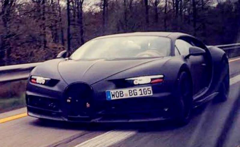 Bugatti Chiron front