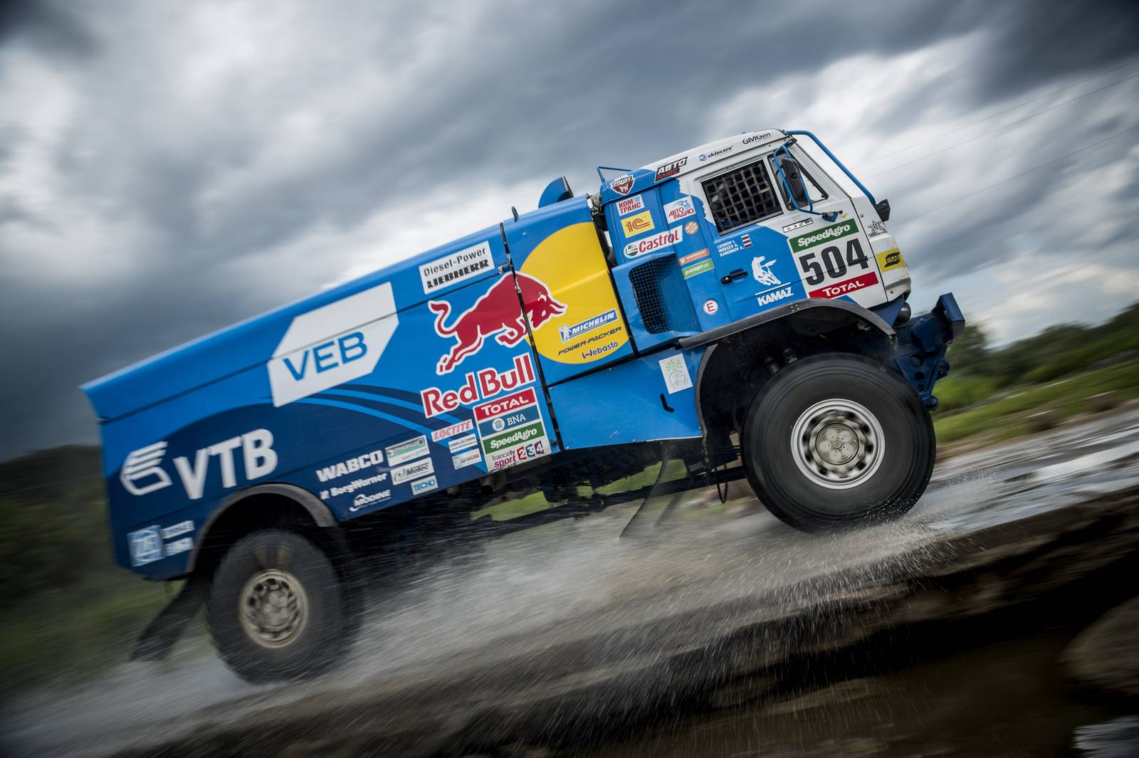Dakar Rally 2016: Mini-Toyota Victory Fight Thrills in Stage 12 - GTspirit