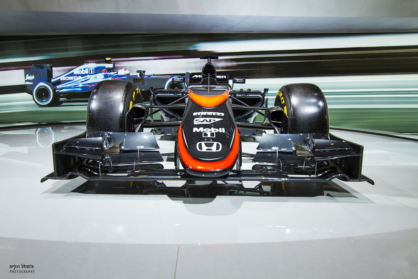 McLaren MP4-30 F1 car Delhi Auto Expo 2016 2