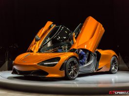 McLaren 720S Doors Up