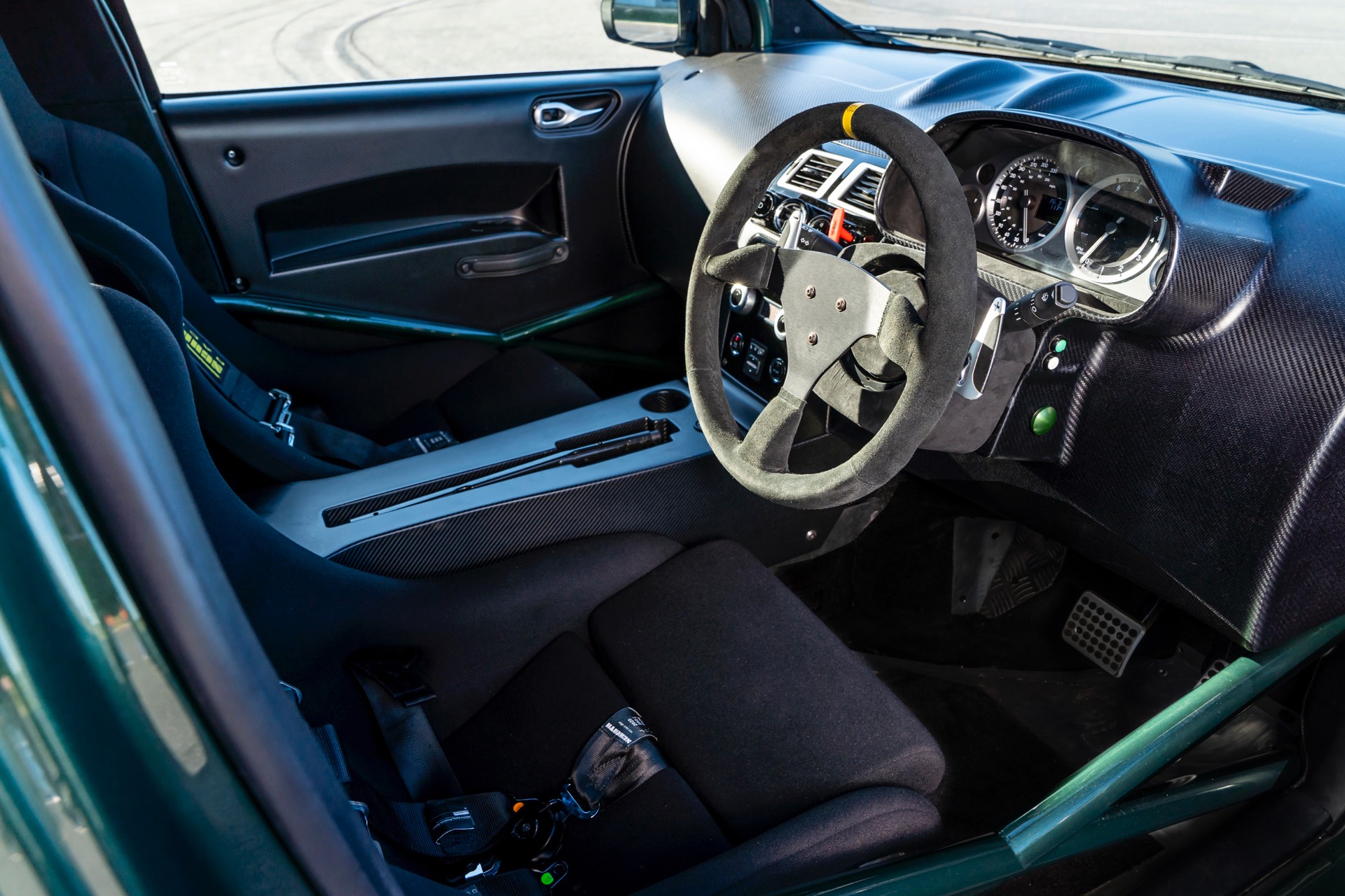 Aston Martin V8 Cygnet