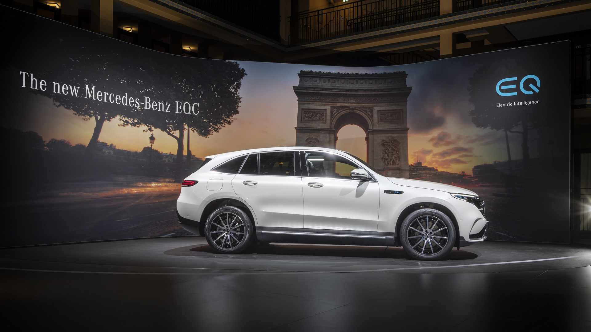 2019 Mercedes-Benz EQC Side View