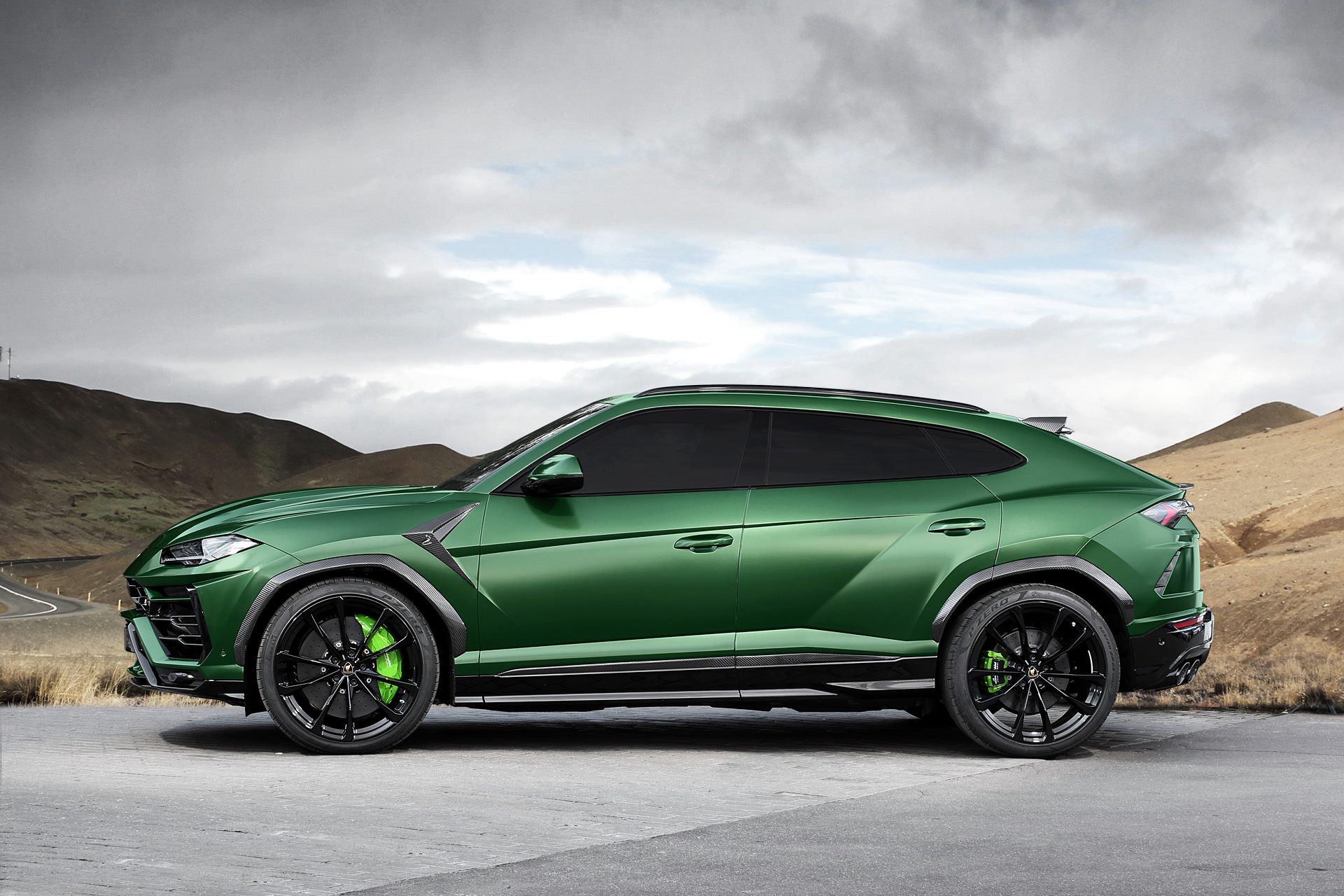 TopCar Lamborghini Urus Revealed with Military Green Paint ...