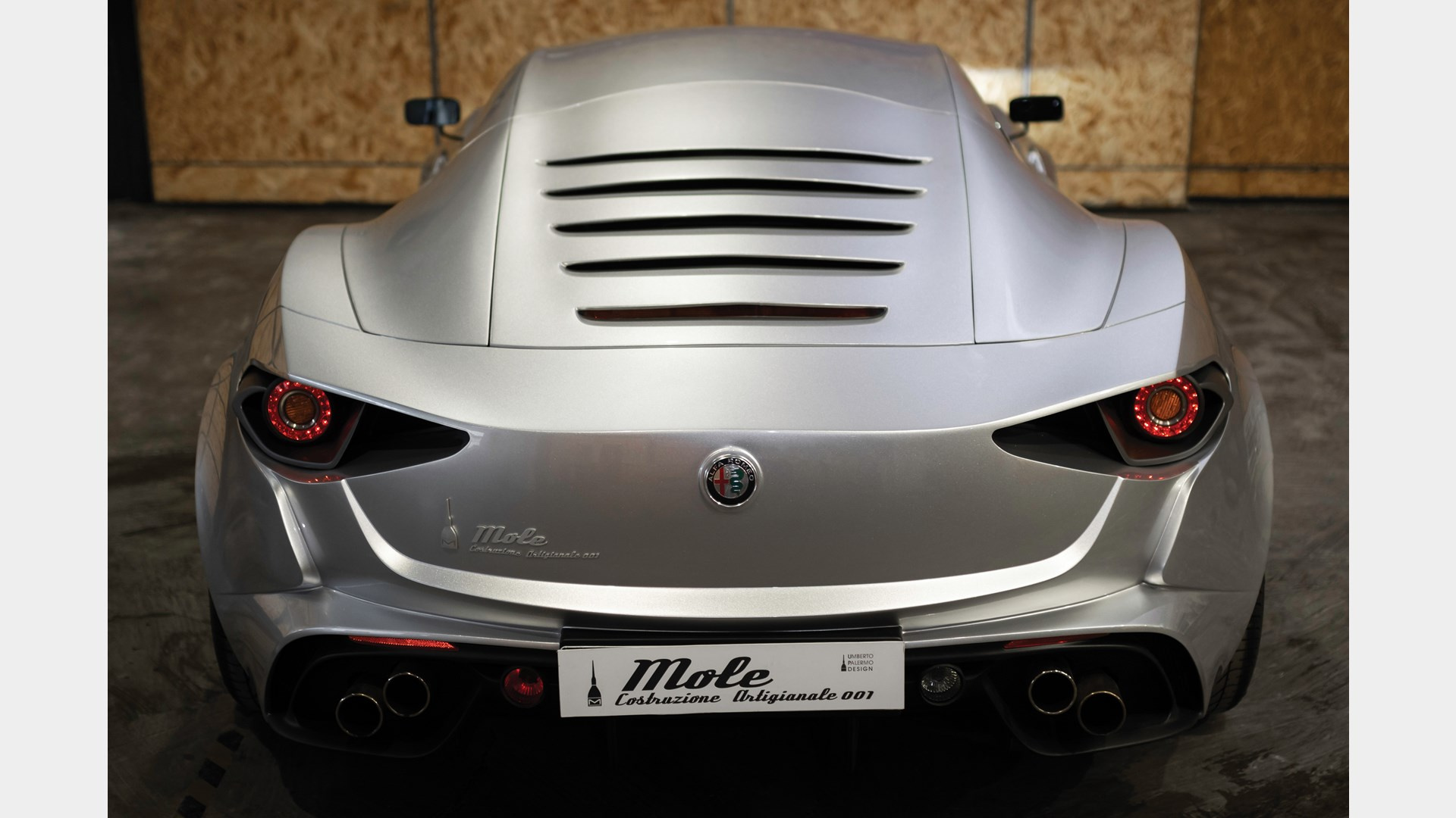 Alfa Romeo 4C Mole Costruzione Artigianale 001