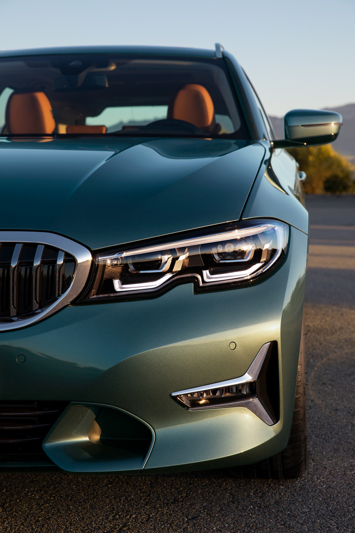 2020 BMW 3-Series Touring Headlight