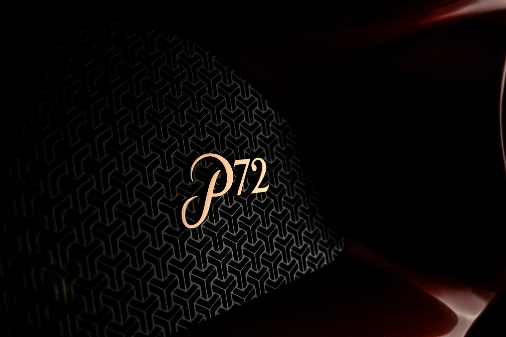 De-Tomaso-P72-Logo