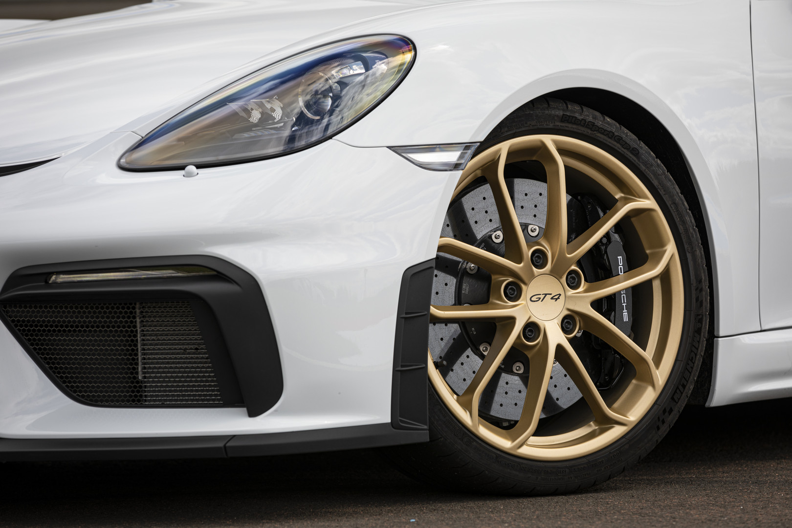 Porsche Gold Wheels