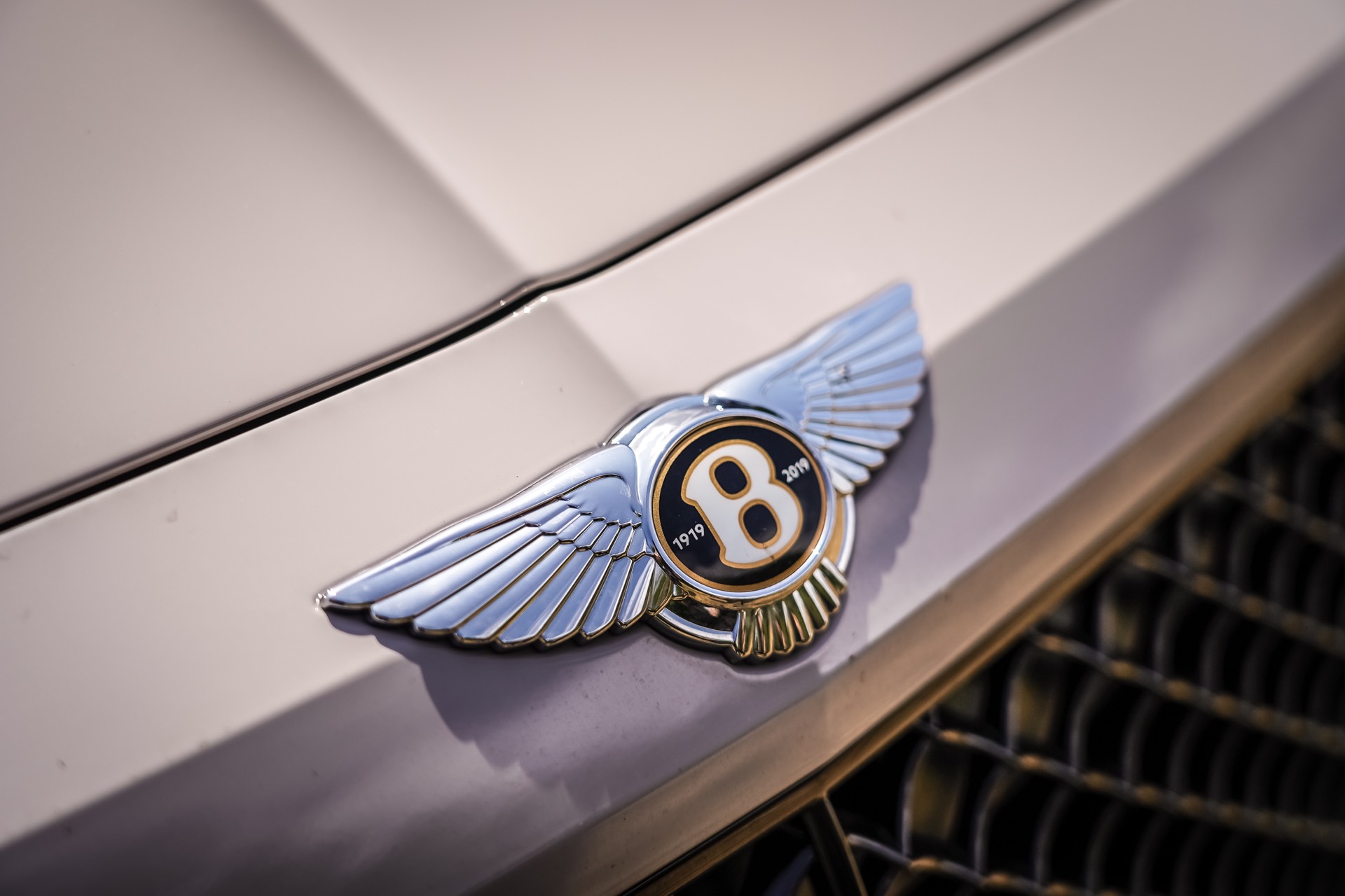 Bentley Bentayga V8 Details Test Drive Review