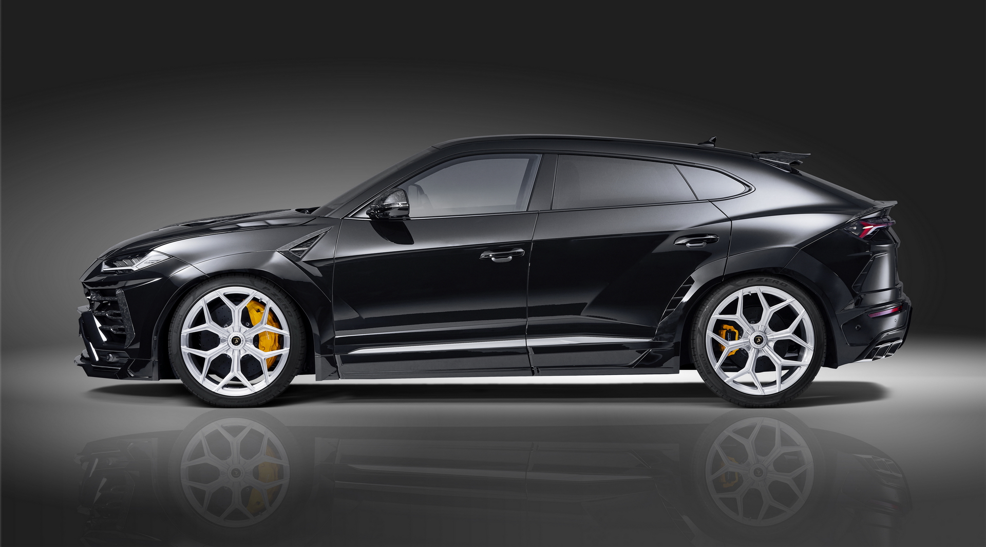 Black Lamborghini Urus Side view