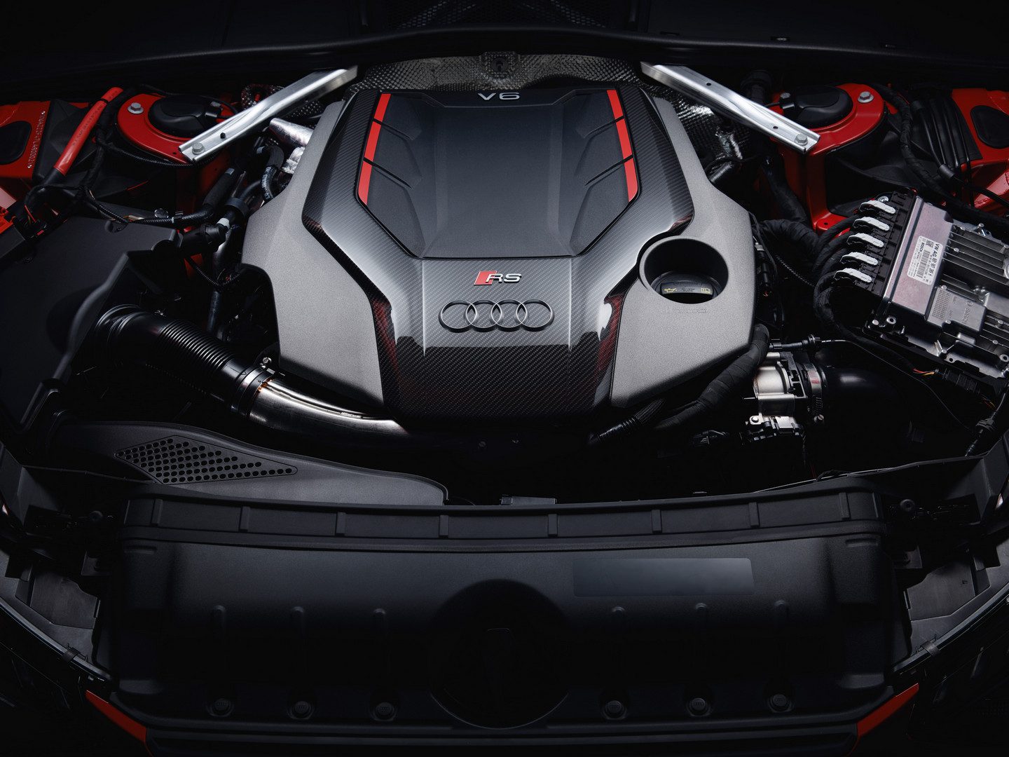 Audi RS4 Avant Engine
