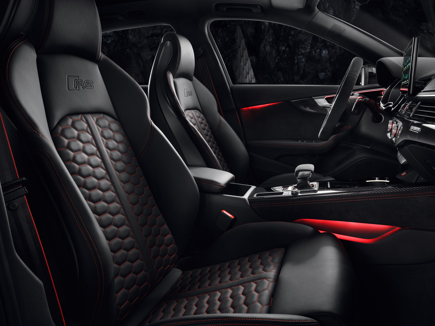 Audi RS4 Avant Seats