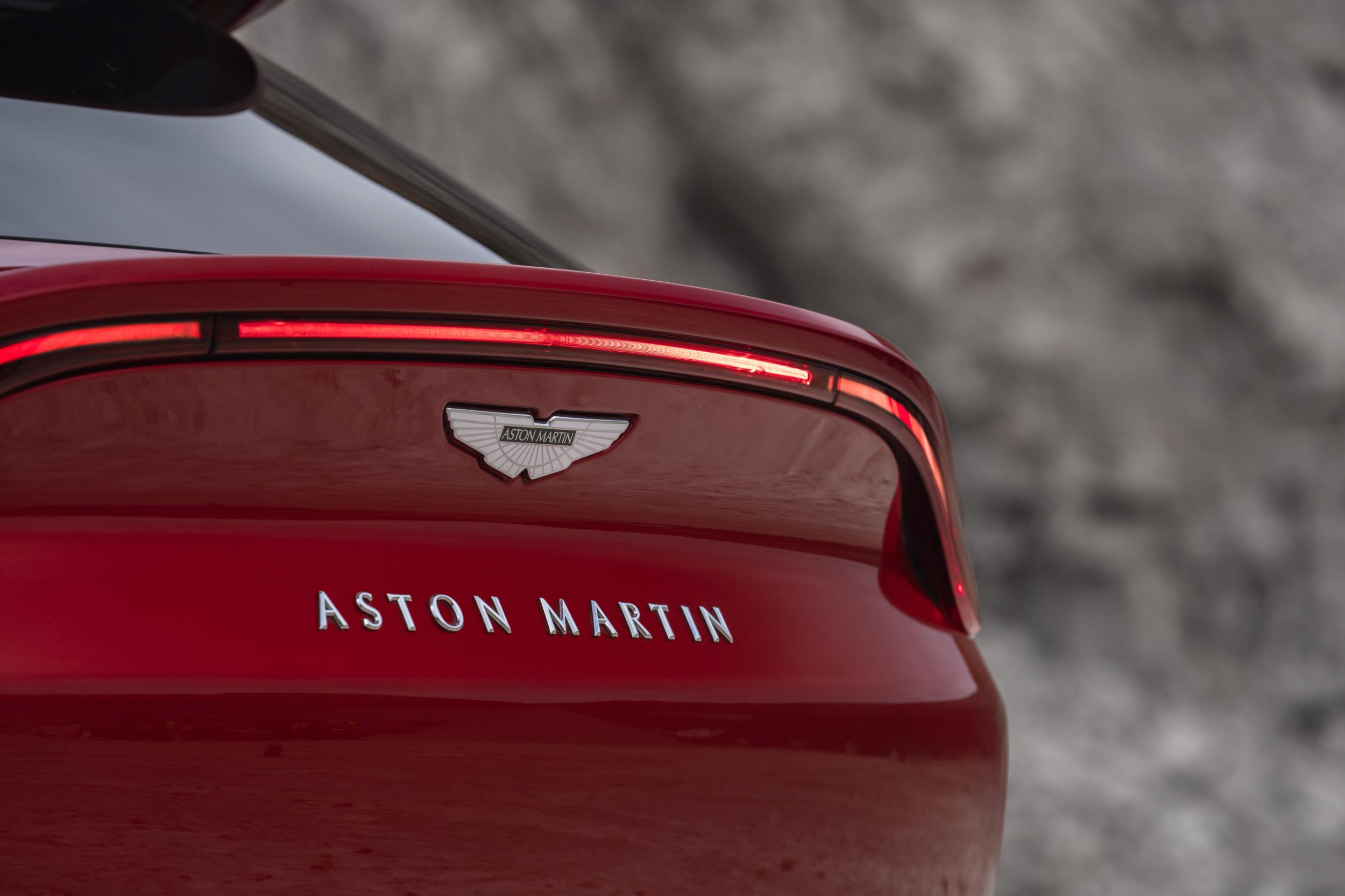 Aston Martin DBX Boot Lid Spoiler