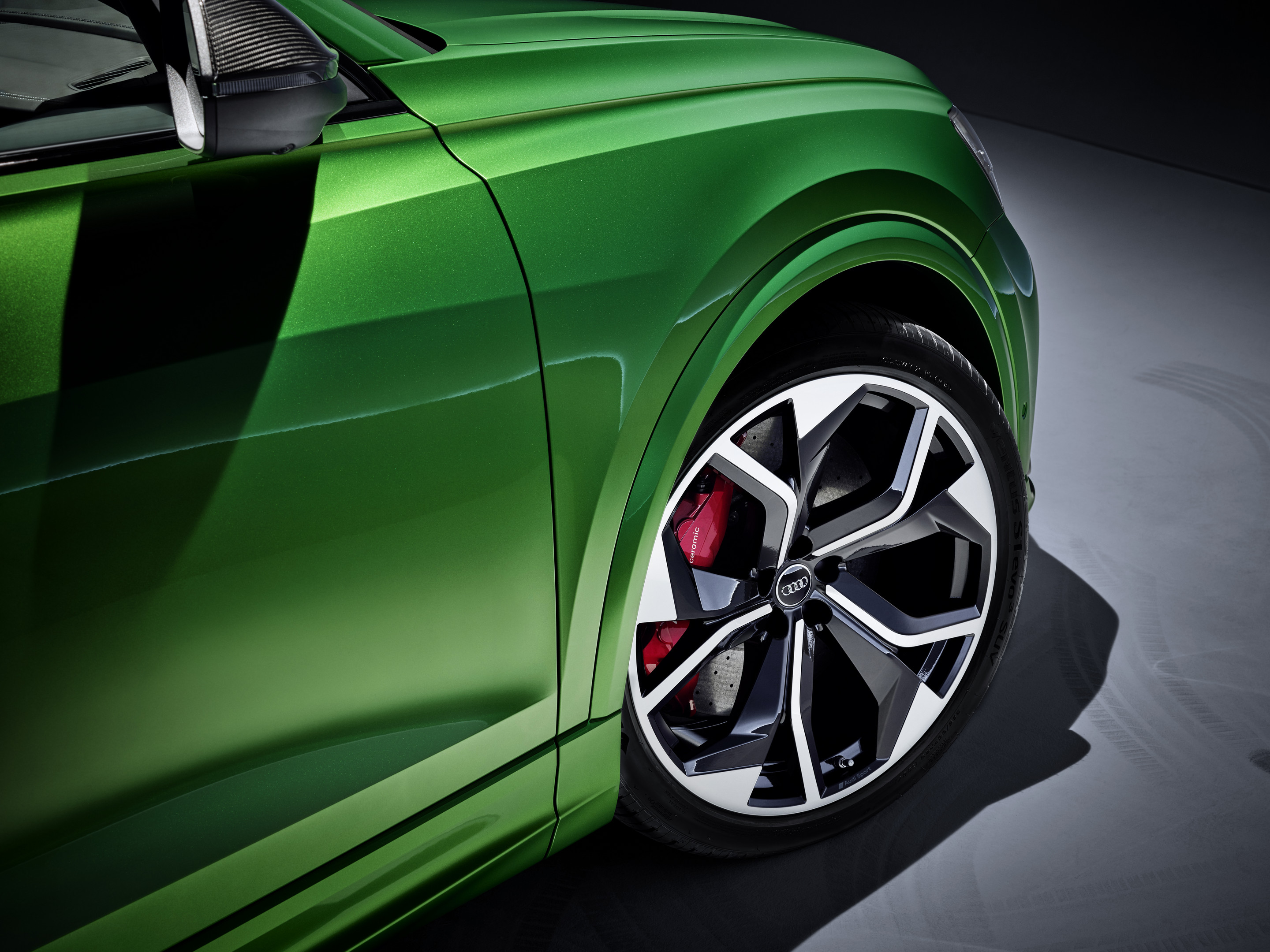 2020 Audi RS Q8 Wheels