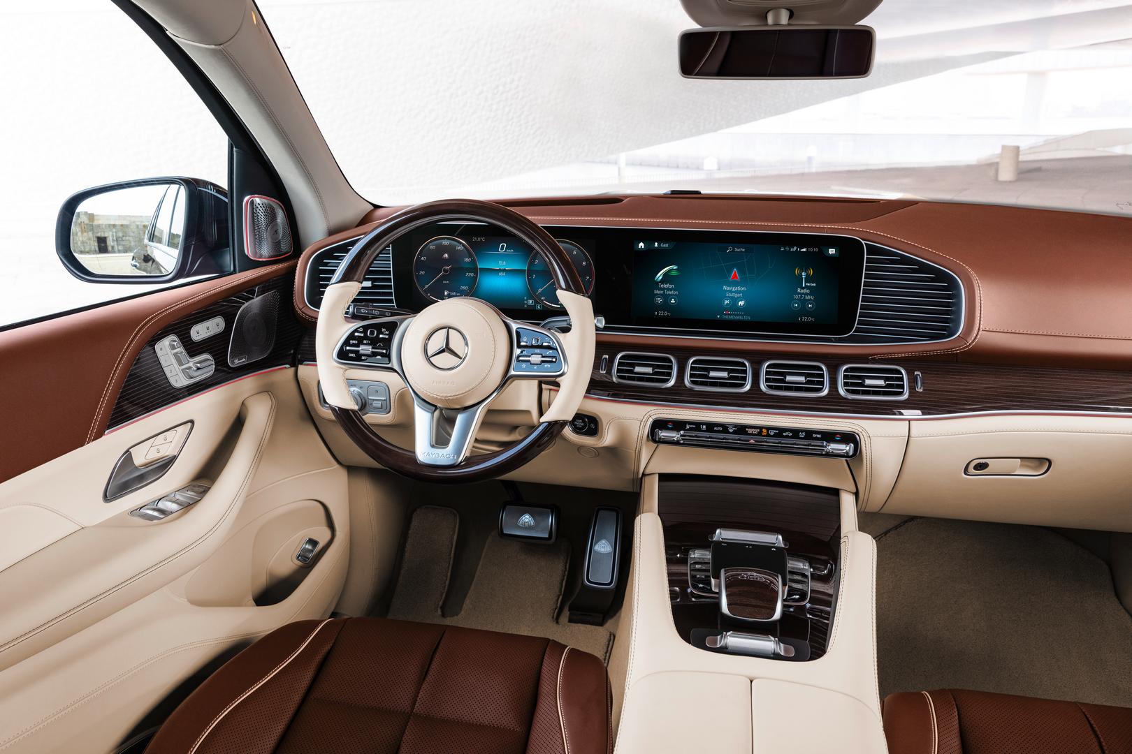 Mercedes-Maybach GLS 600 Cockpit