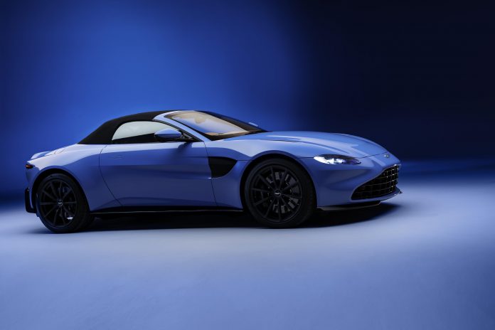 Aston Martin Vantage Roadster Top Up