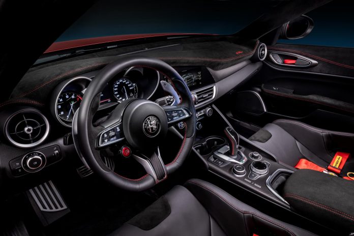 Alfa Romeo GTA Interior