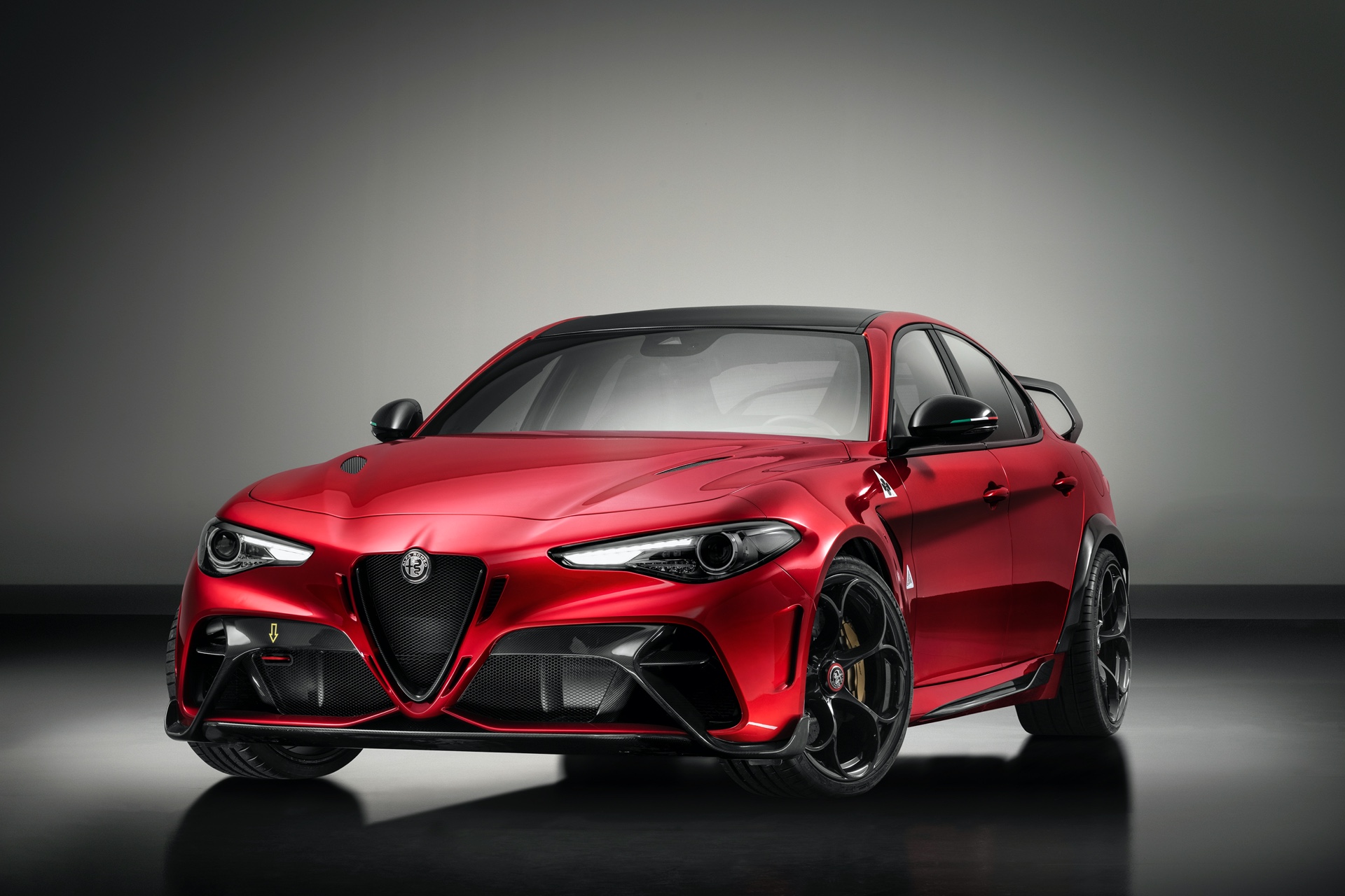 2020 Alfa Romeo GTA Revealed, 500 Units Only - GTspirit