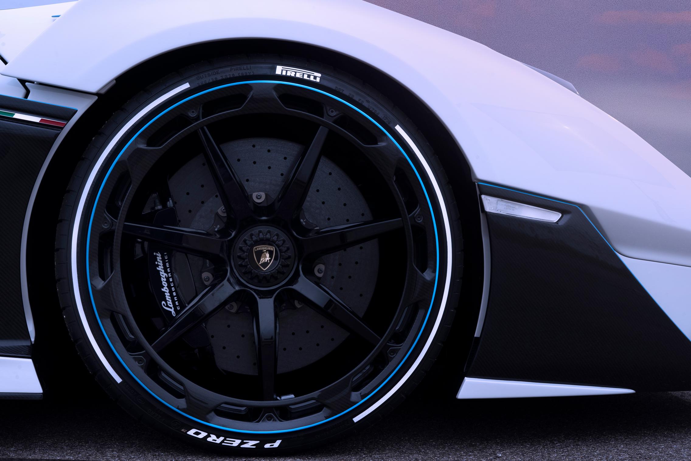 Lamborghini SC20 wheels
