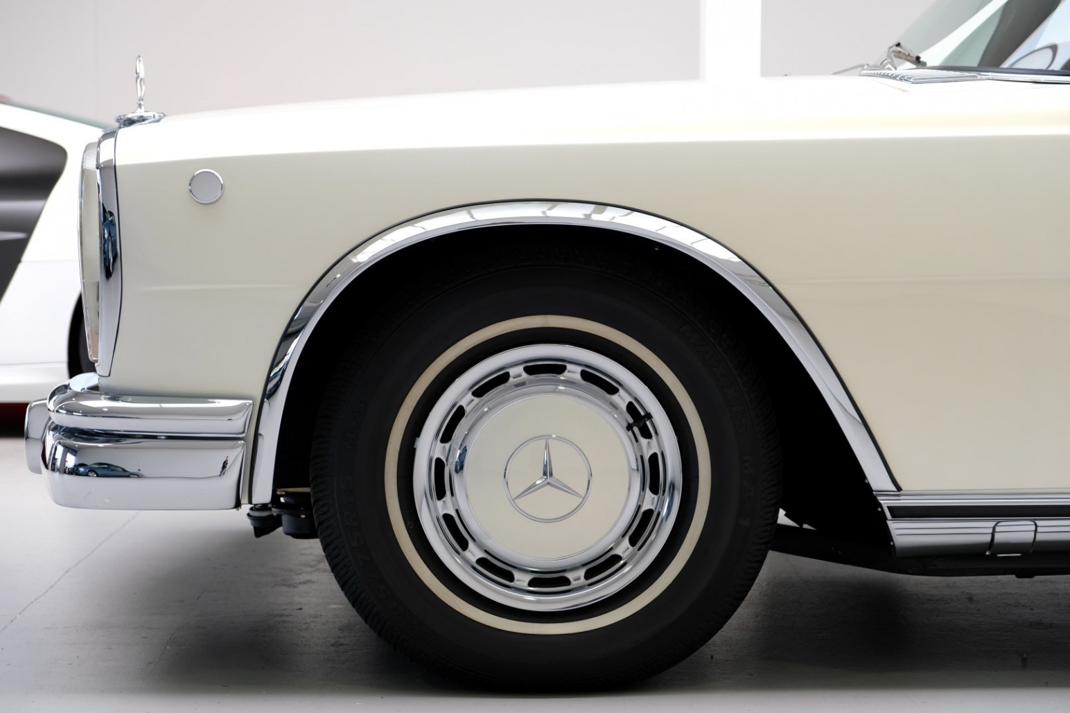 Mercedes-Benz 600 Pullman wheels