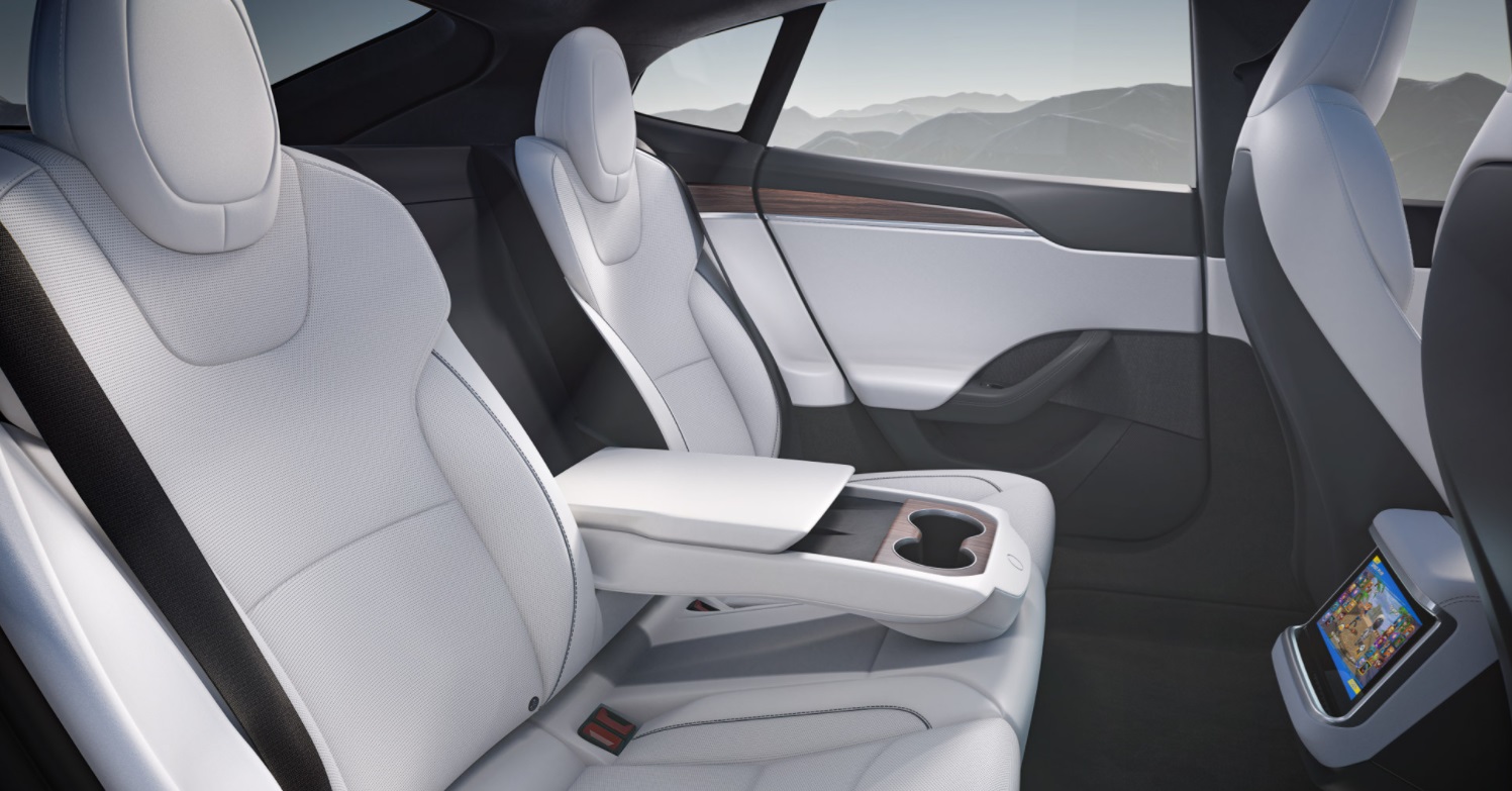 Tesla Model S Plaid interior 3