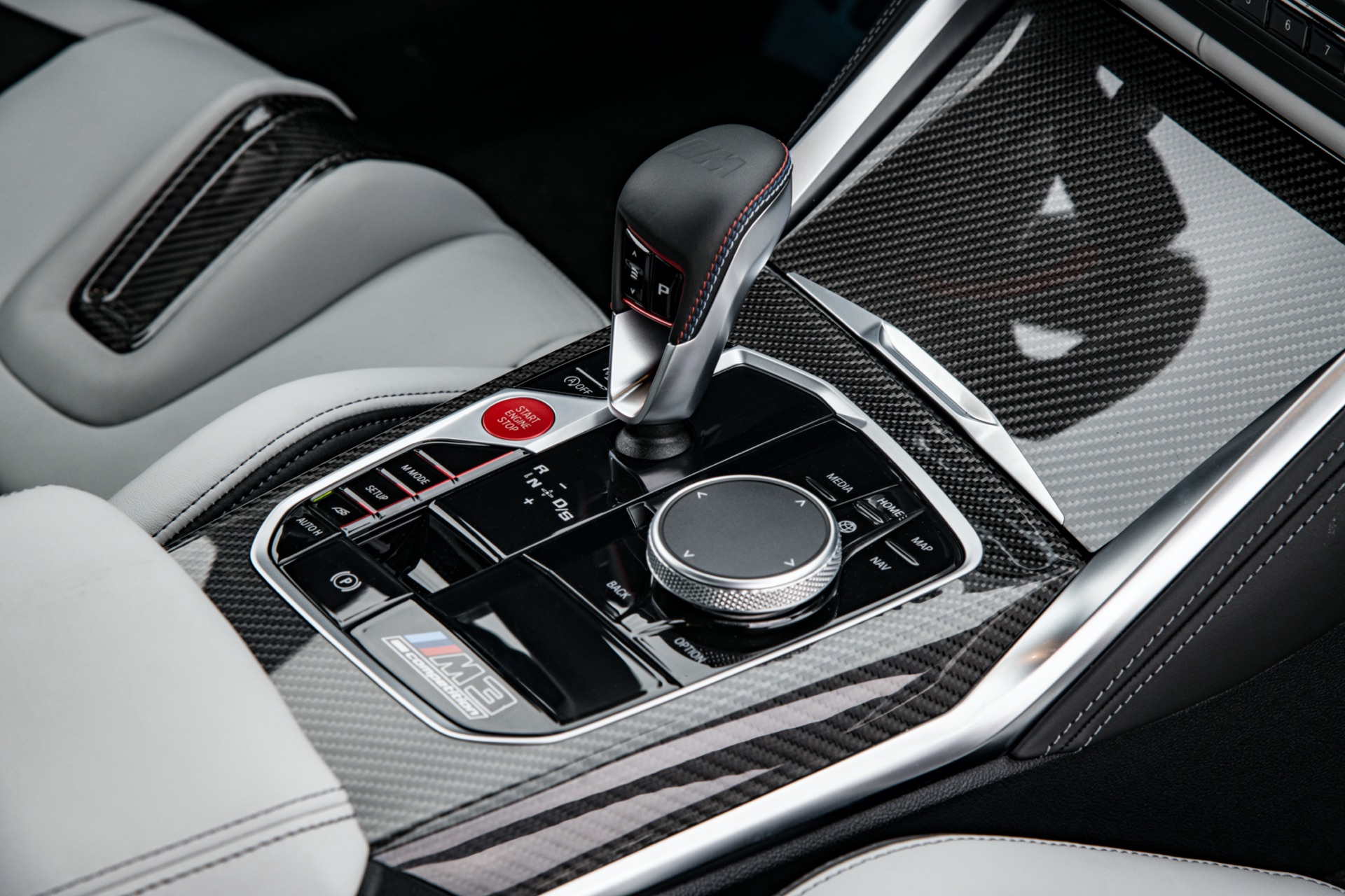 2022 BMW G80 M3 center console