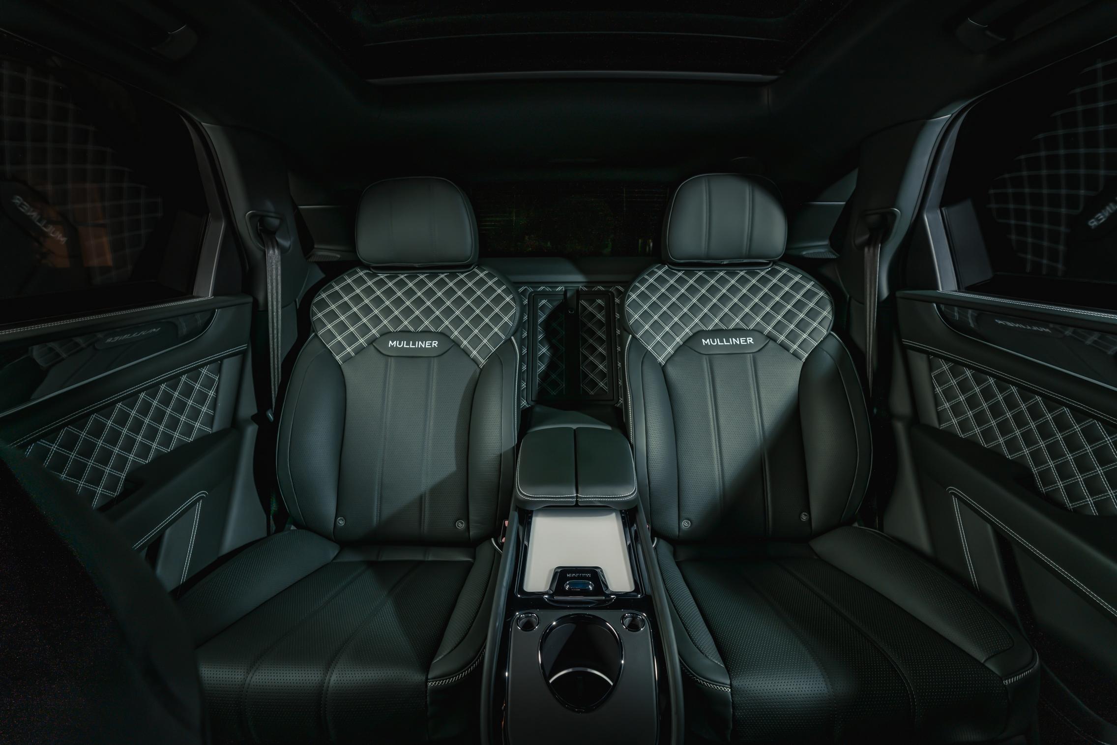 Bentley Bentayga Hybrid seats