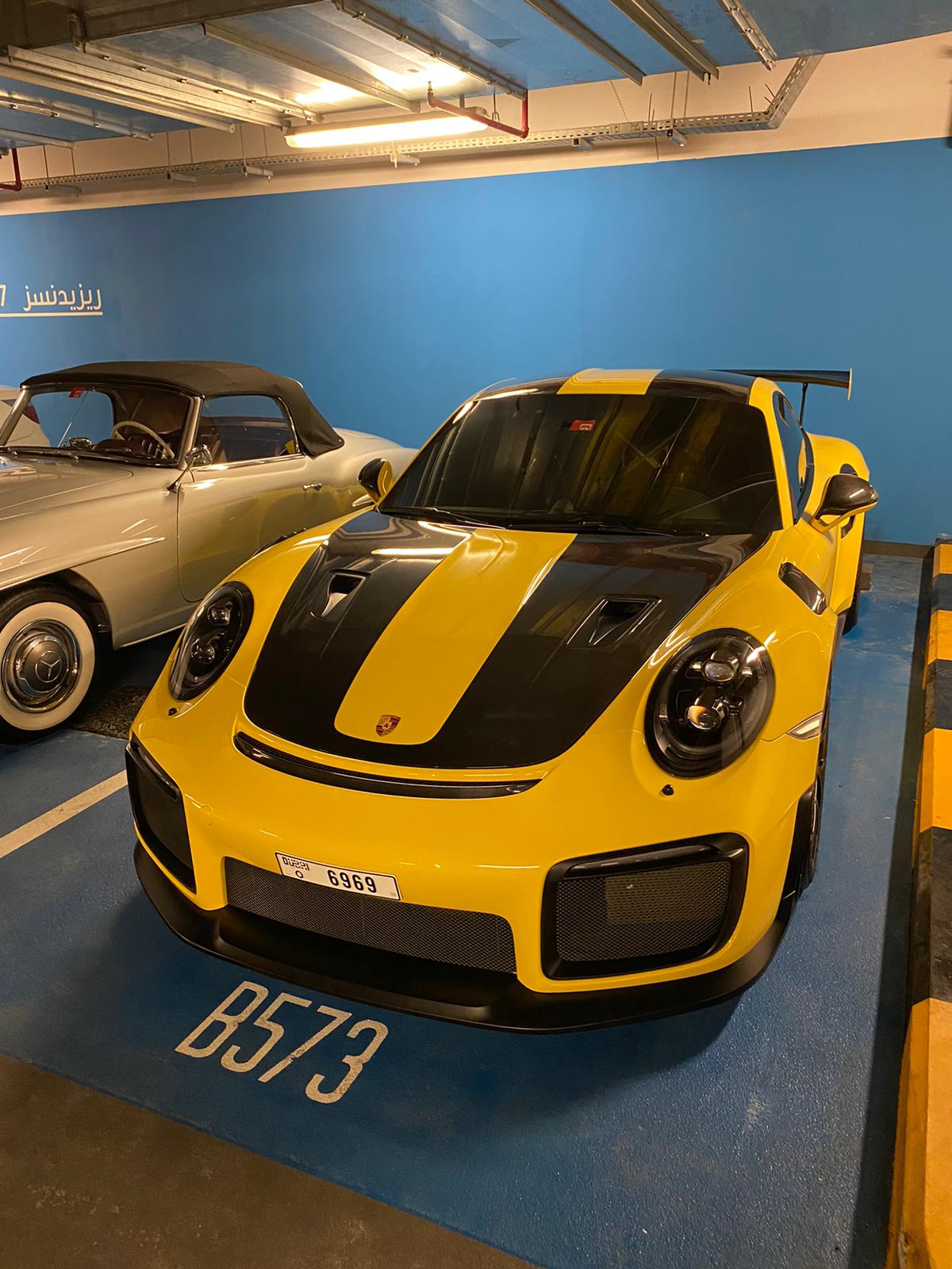 Yellow GT2 RS
