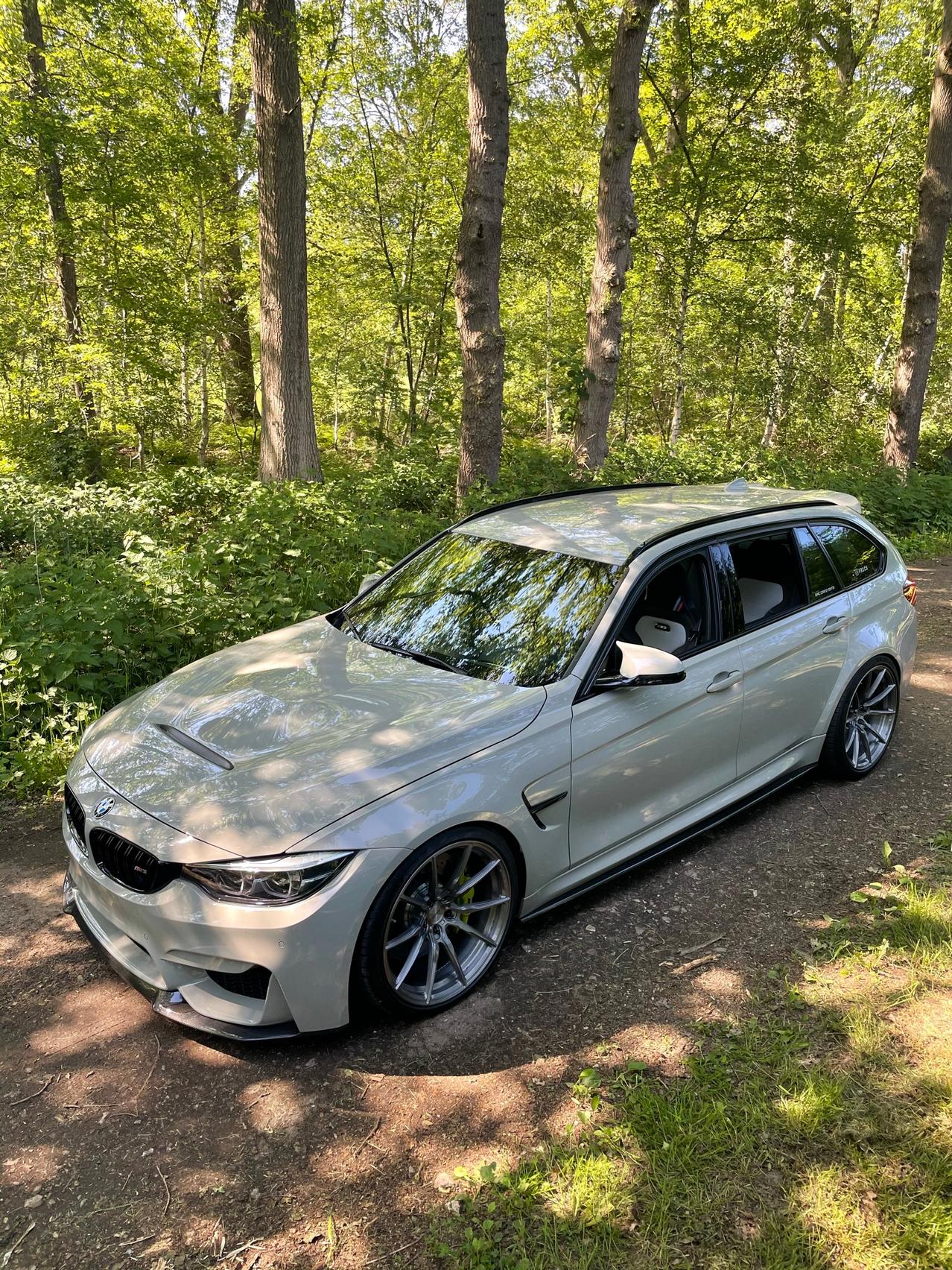 BMW M3 CS Touring
