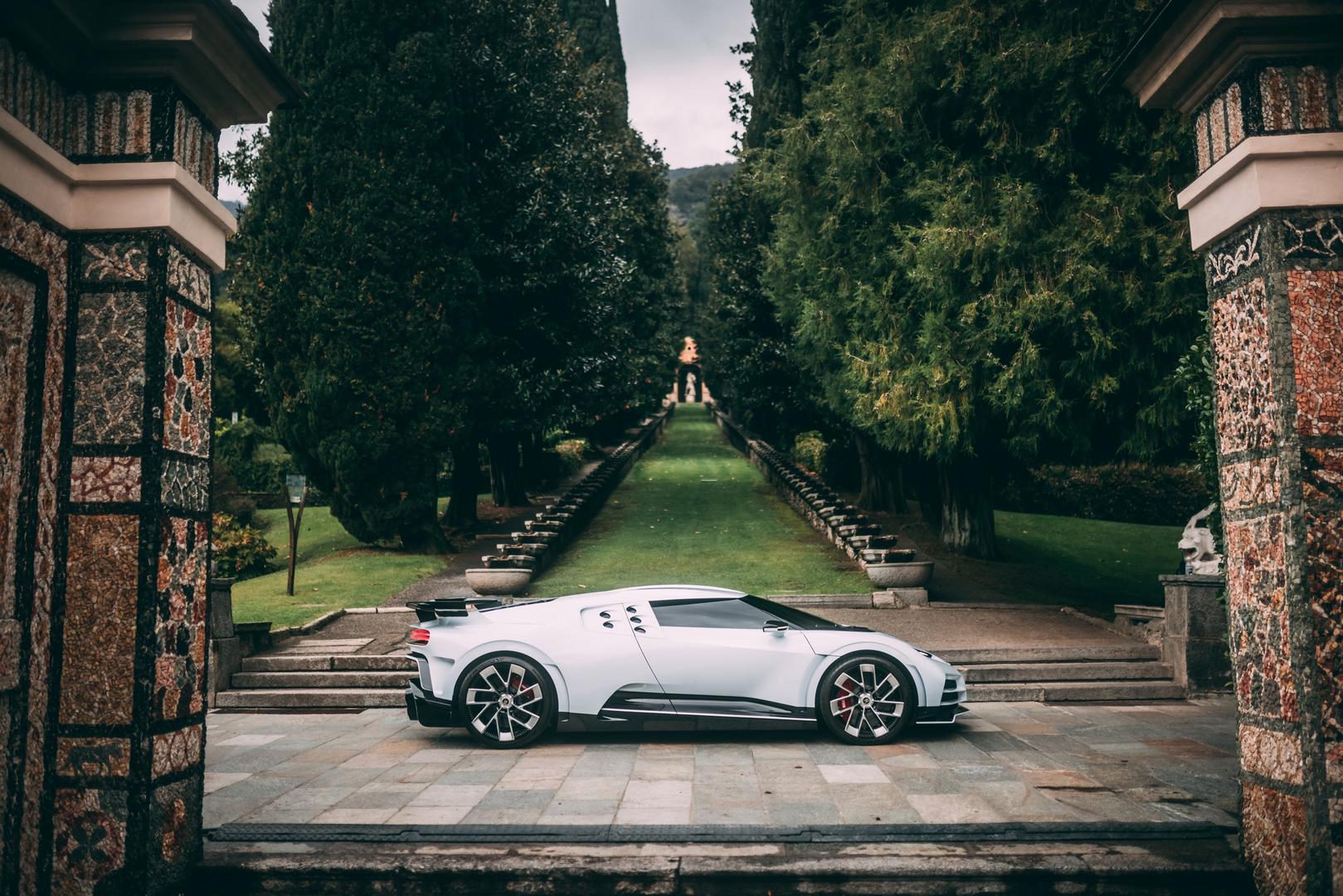 Bugatti Centodieci side