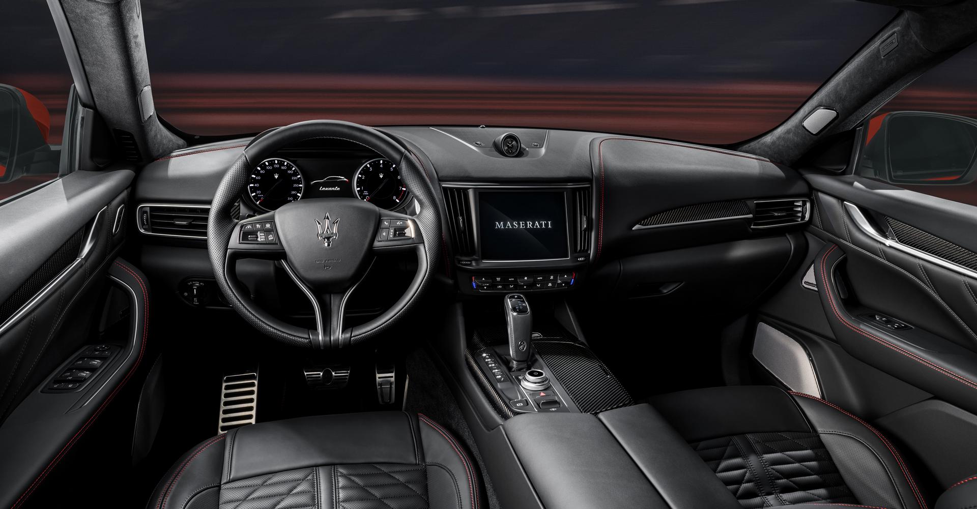 Maserati Levante interior