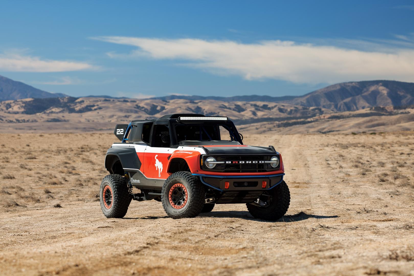 2022 Ford Bronco DR