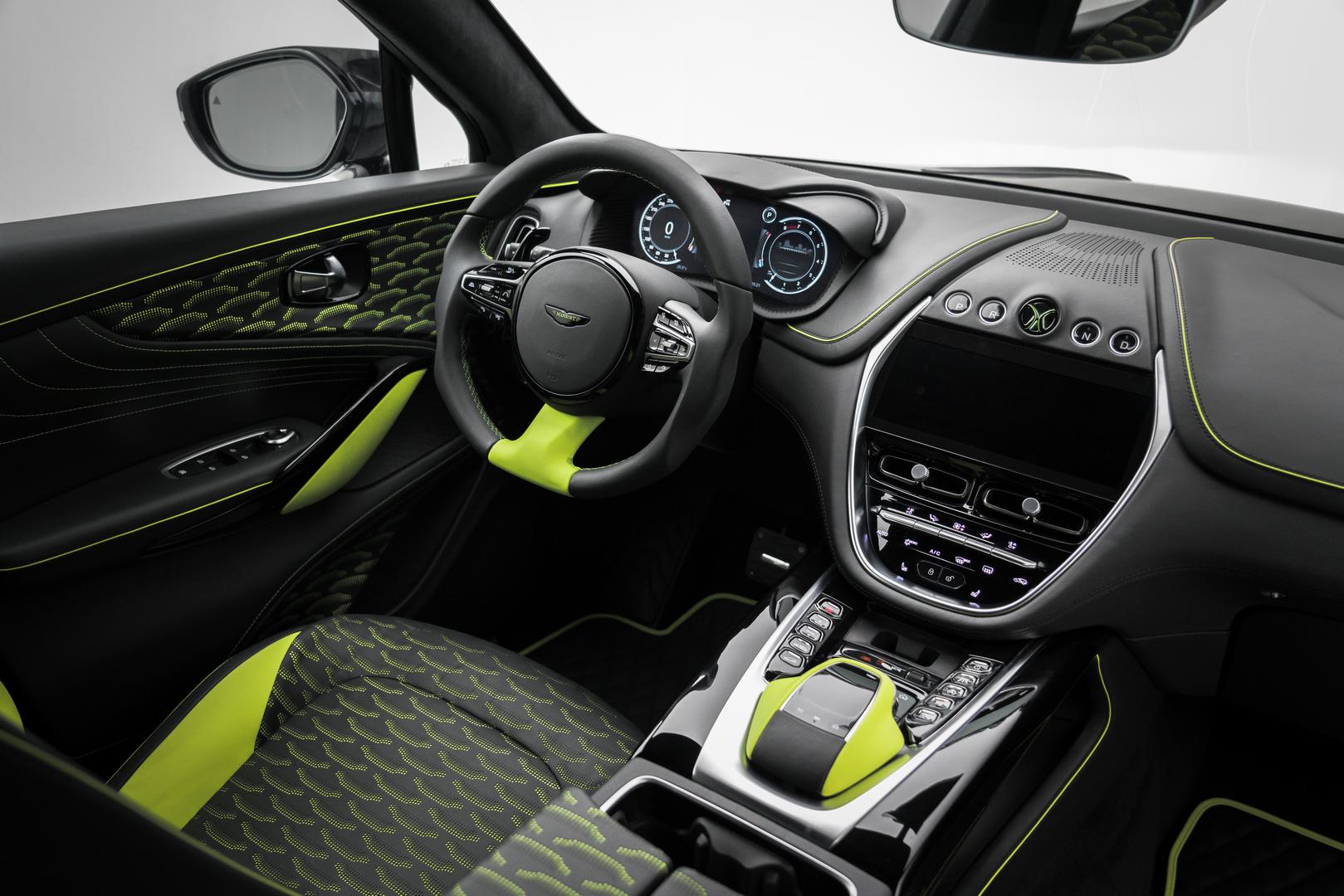Aston Martin DBX interior mansory