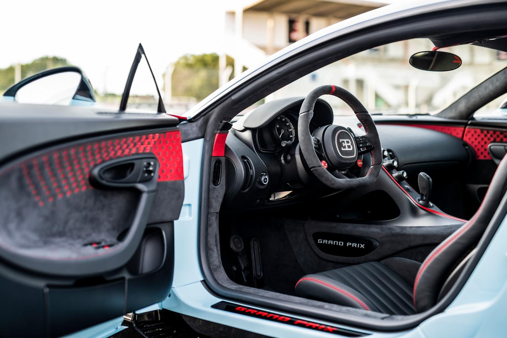 Bugatti Chiron Pur Sport interior
