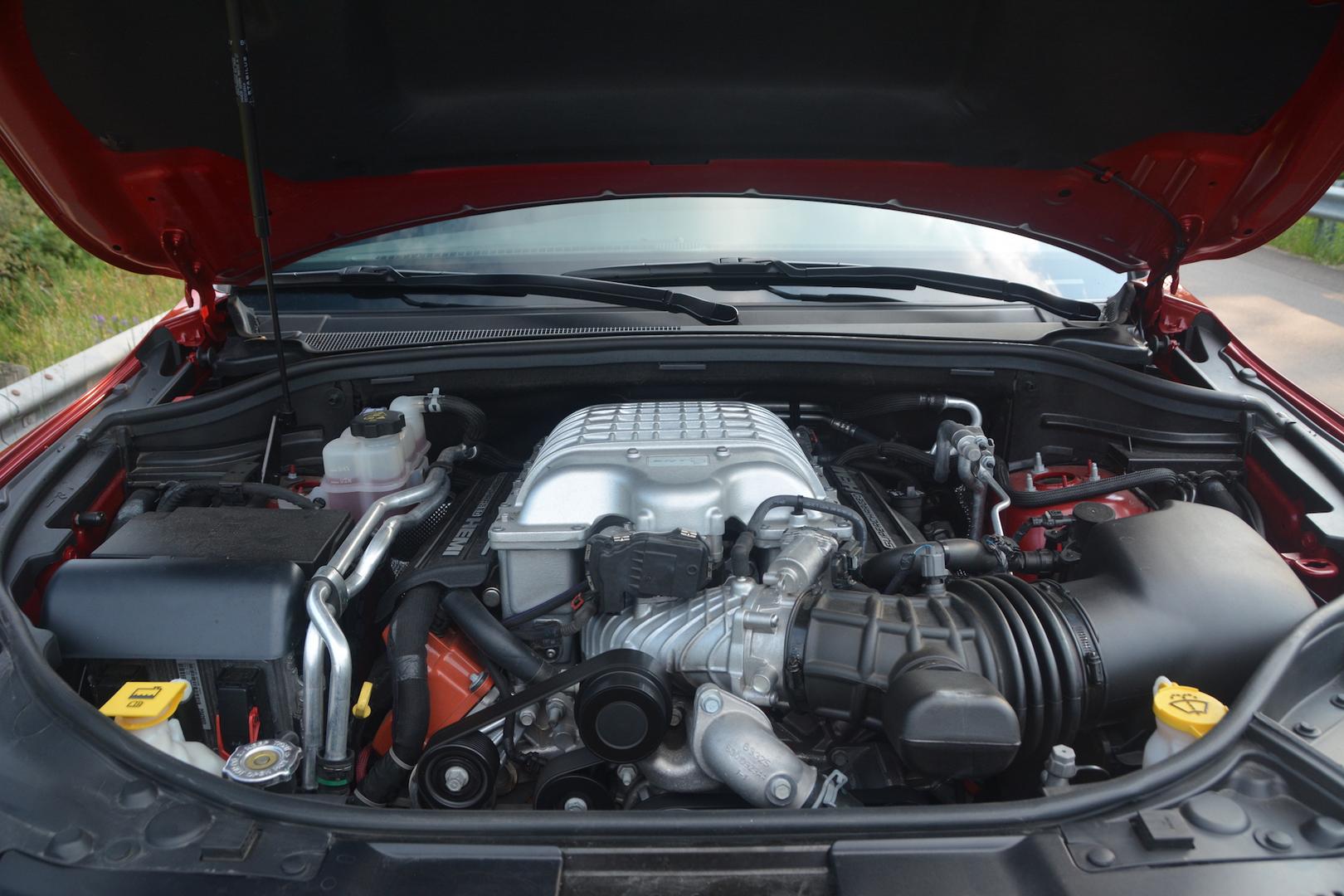 Dodge Durango SRT Hellcat engine