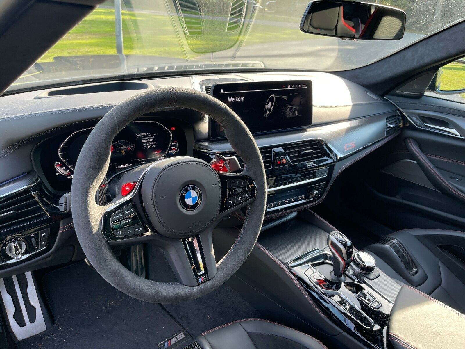 BMW M5 CS steering wheel