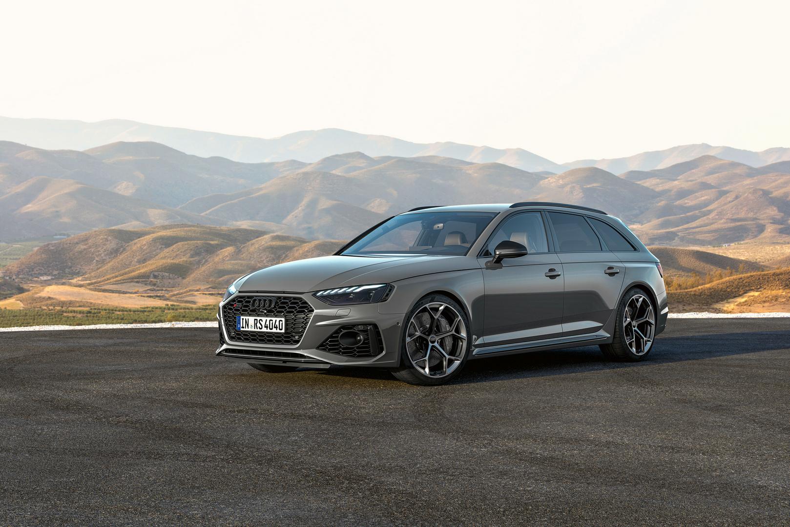 2022 Audi RS4 Avant