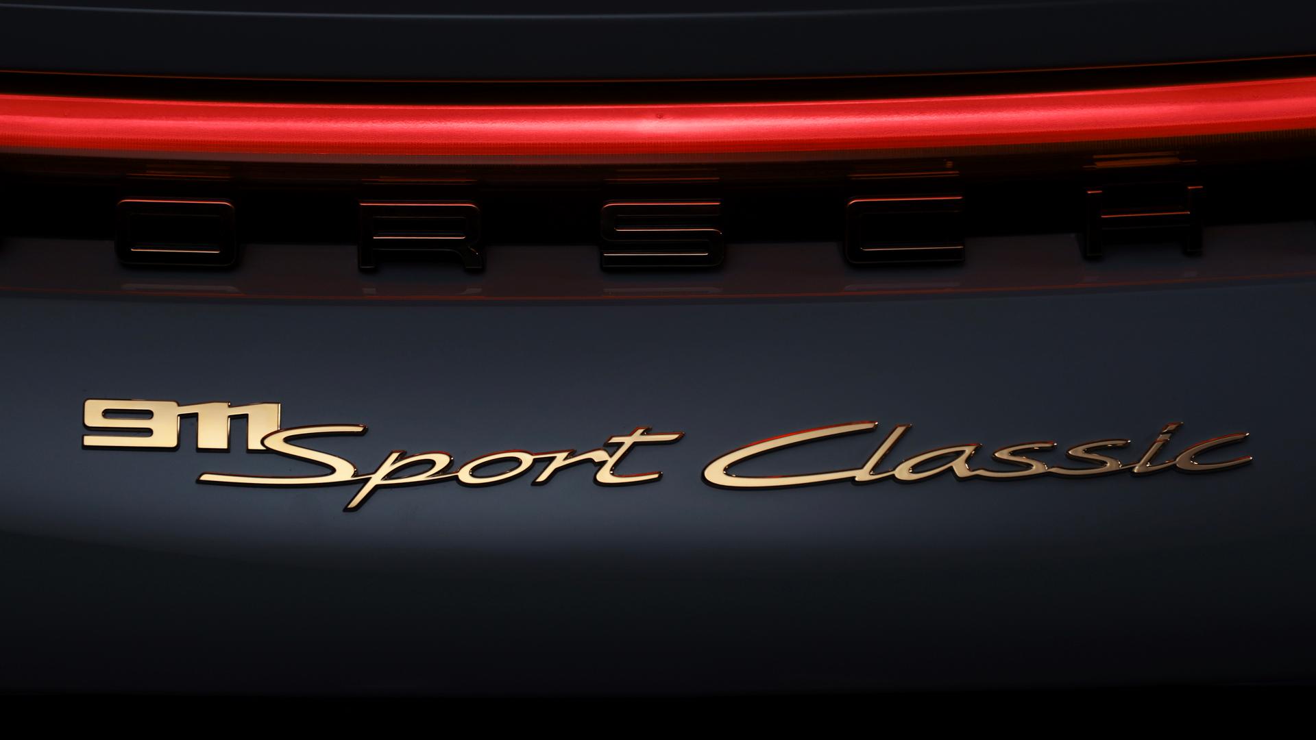Porsche Sport Classic Badge