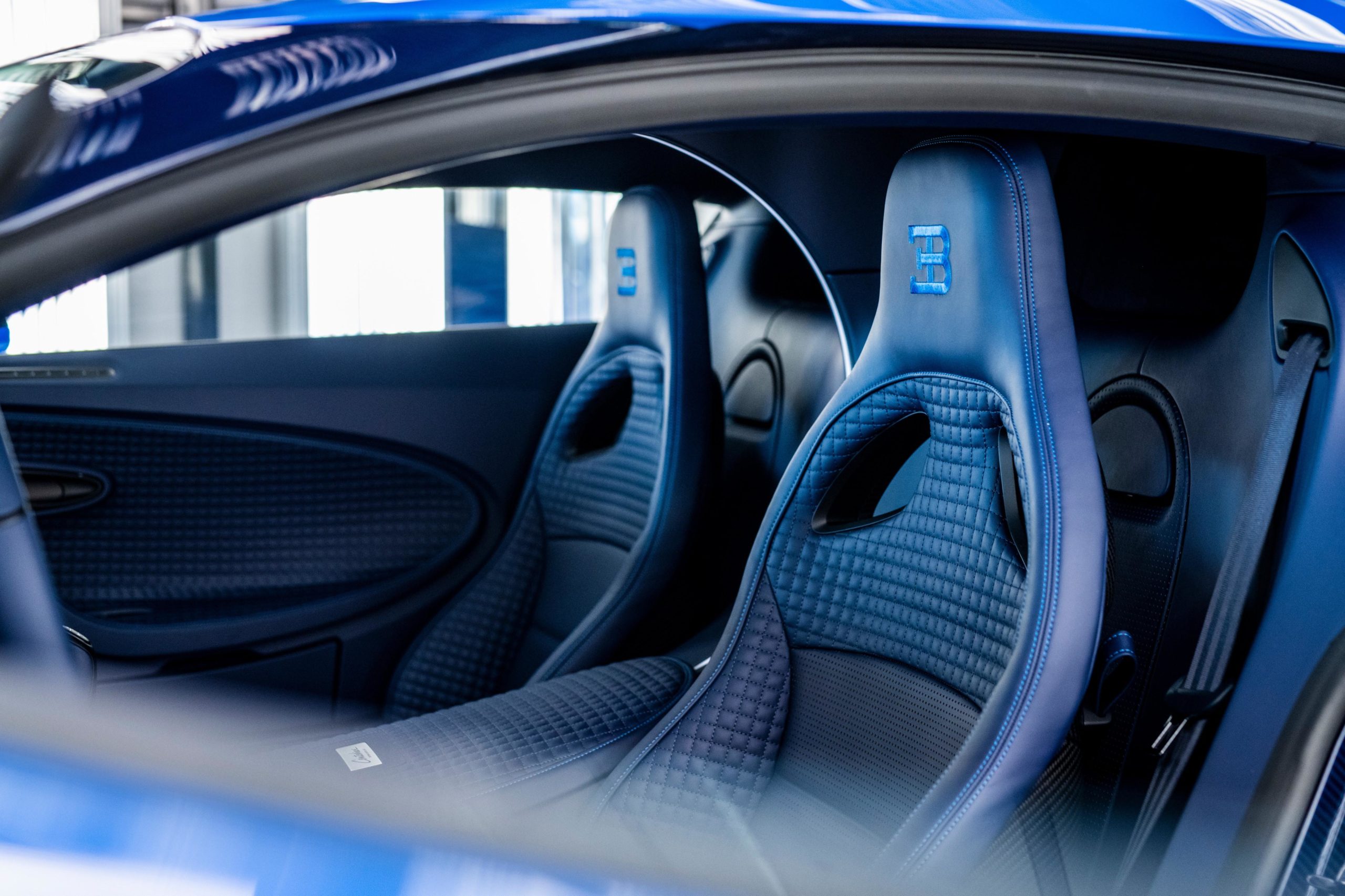 Bugatti Centodieci seats